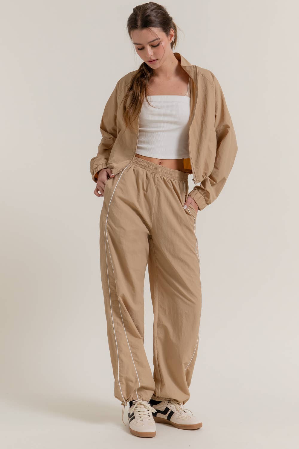 Active Basic | Active USA - Wholesale Sportbroek - Dames - Anorakstof Zijpijpen Trainingsbroek met Openingsstopper8