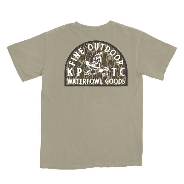 Beni Avicoli per la vendita all'ingrosso da parte di Knotted Pine Trading Co.