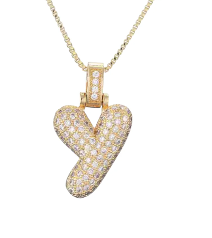 Ouro amarelo Pavé Bubble Letter Iniciais Colar em Aço Ouro 14K para venda a revendedores na Faire26