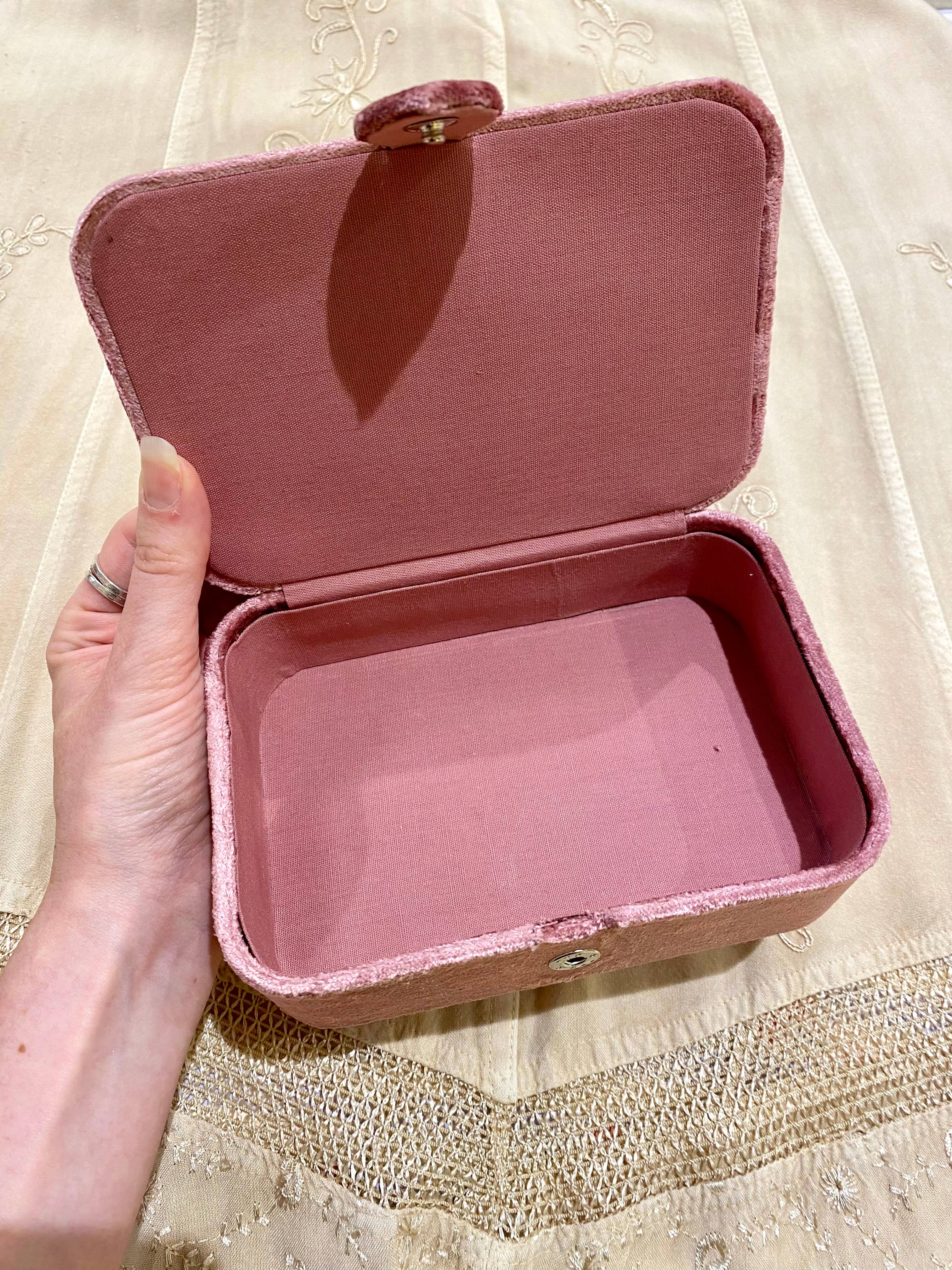 Temple of Treasure - Wholesale Jewelry Box/Organizer - Tree of Life Beaded jewelry box velvet4