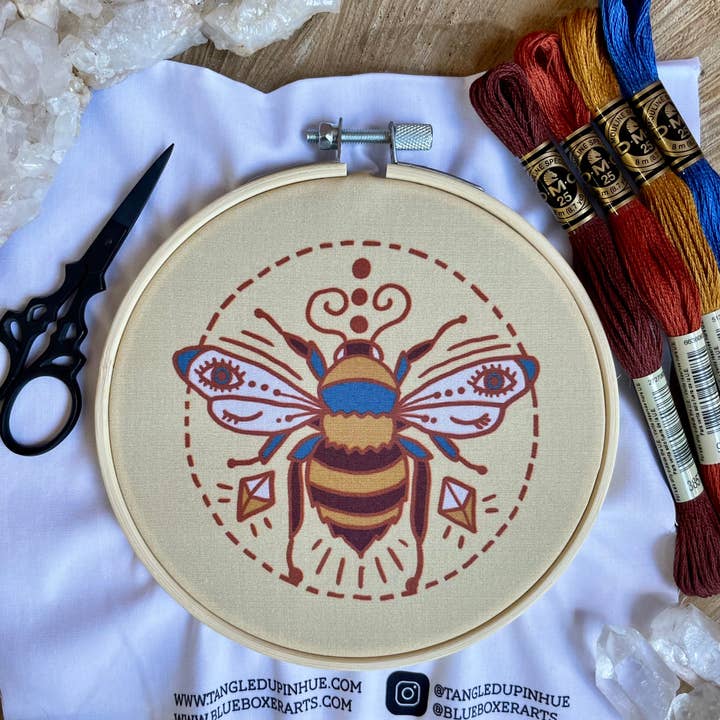 Tangled Up In Hue - Wholesale Embroidery/Cross Stitch Supplies - DIY Stitch Kit - Winking Bee Embroidery Kit2