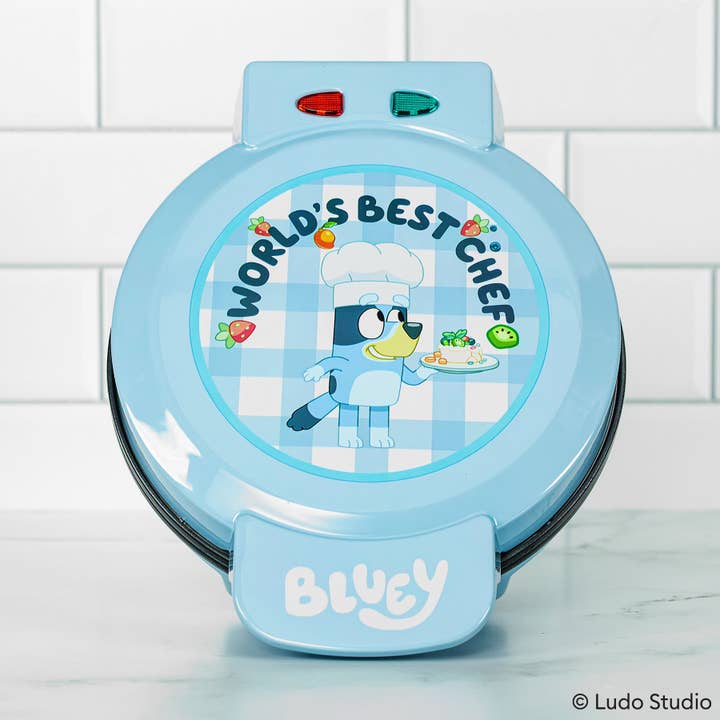 Uncanny Brands - Wholesale Kitchen Appliance - Uncanny Brands Bluey Waffle Maker3