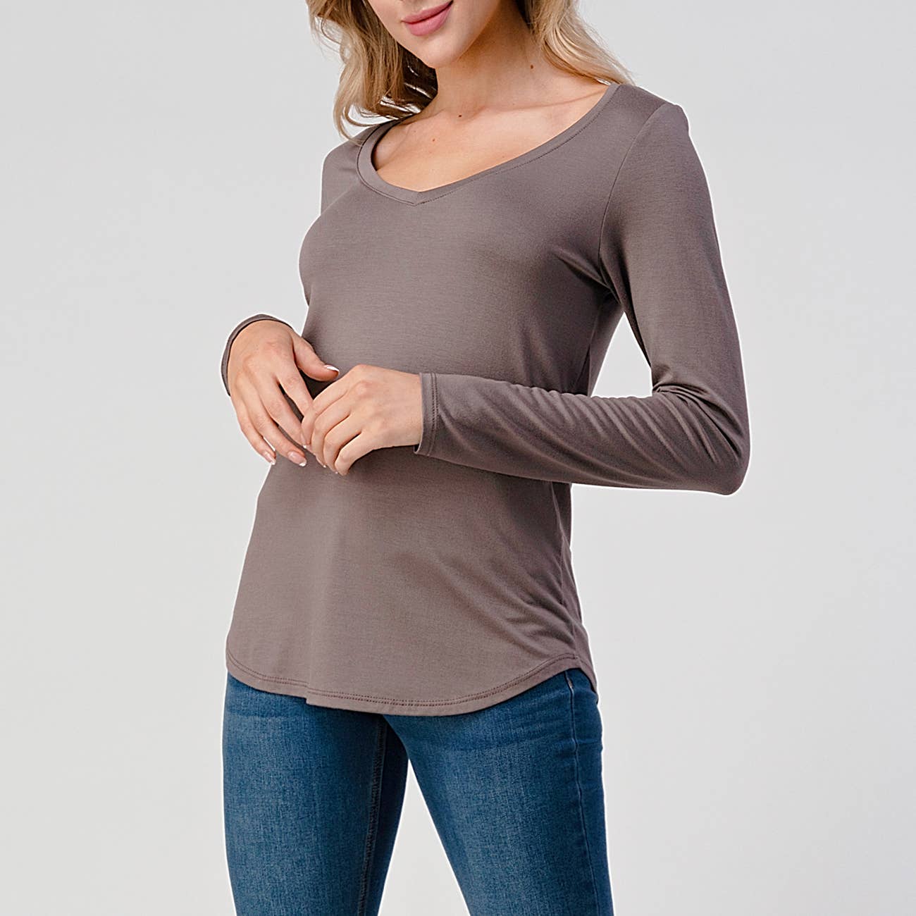 Heimious - Wholesale T-Shirt - Women's - Modal Long Sleeve V-neck Relaxed Fit T-shirt, T24913