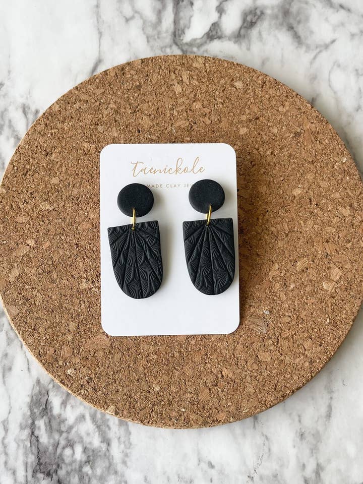 Art Deco | Svart | Polymer Clay Örhängen för wholesale av taenickole