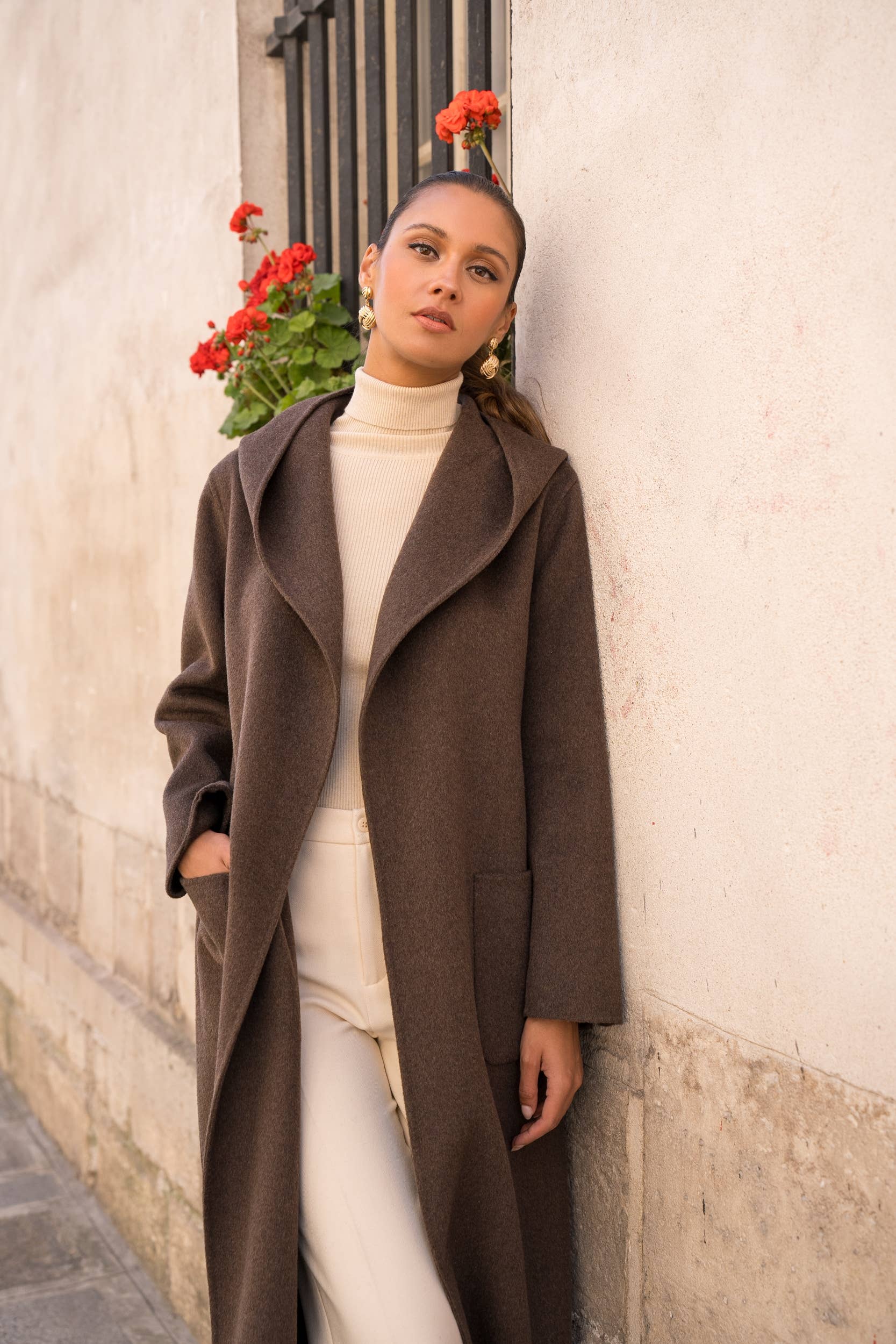 Attentif Paris - Wholesale Coat - Women's - Hand-sewn long wool coat with large hood and belt20