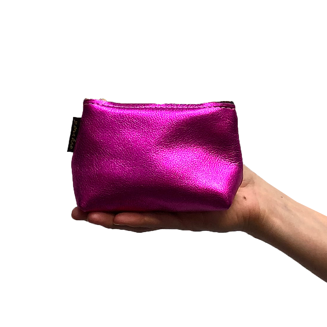 Zina Kao Exclusives – wholesale Make-up/cosmetic bag – The Smaller Metallic Makeup Clutch: 2 sizes! Bardot & Turner2
