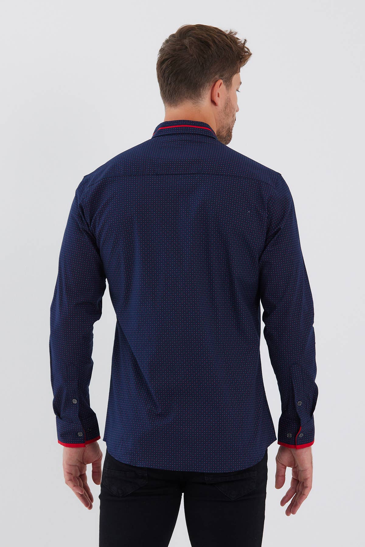 vinröd 21720 - CLUB JU herrskjorta med smal passform och lång ärm för wholesale på Faire2
