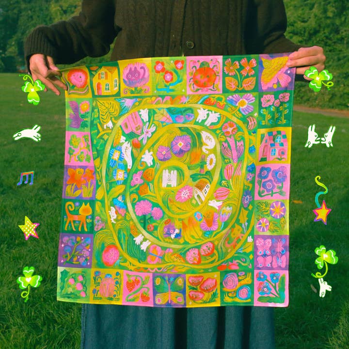 'Trouvez-moi dans le jardin' Tissu multi-usage pour la vente par Odd Rabbits