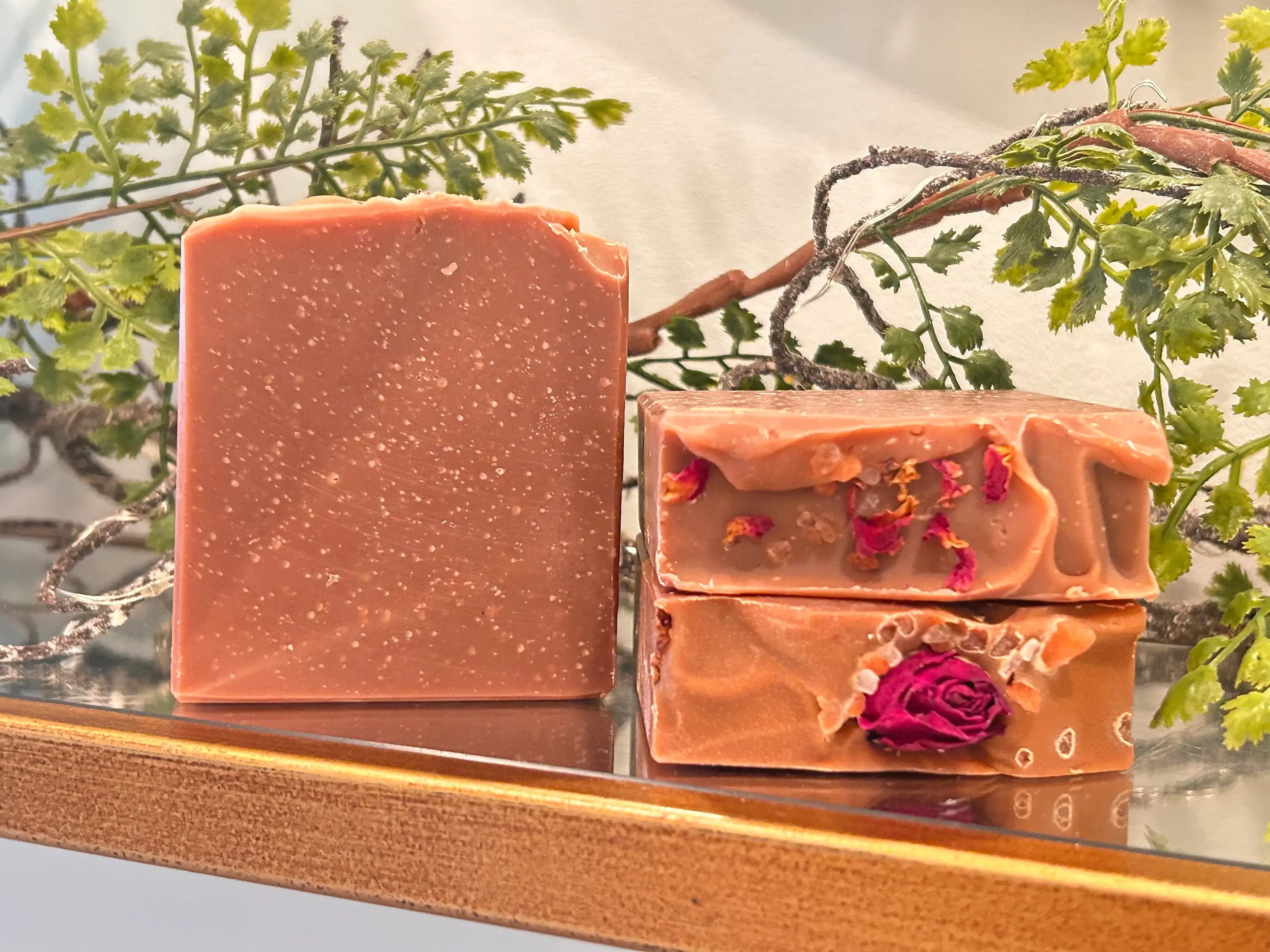 Bare Natural Soap Co – sabonete sólido por atacado – Sabonete em Barra de Sândalo com Rosa | Maine Made1