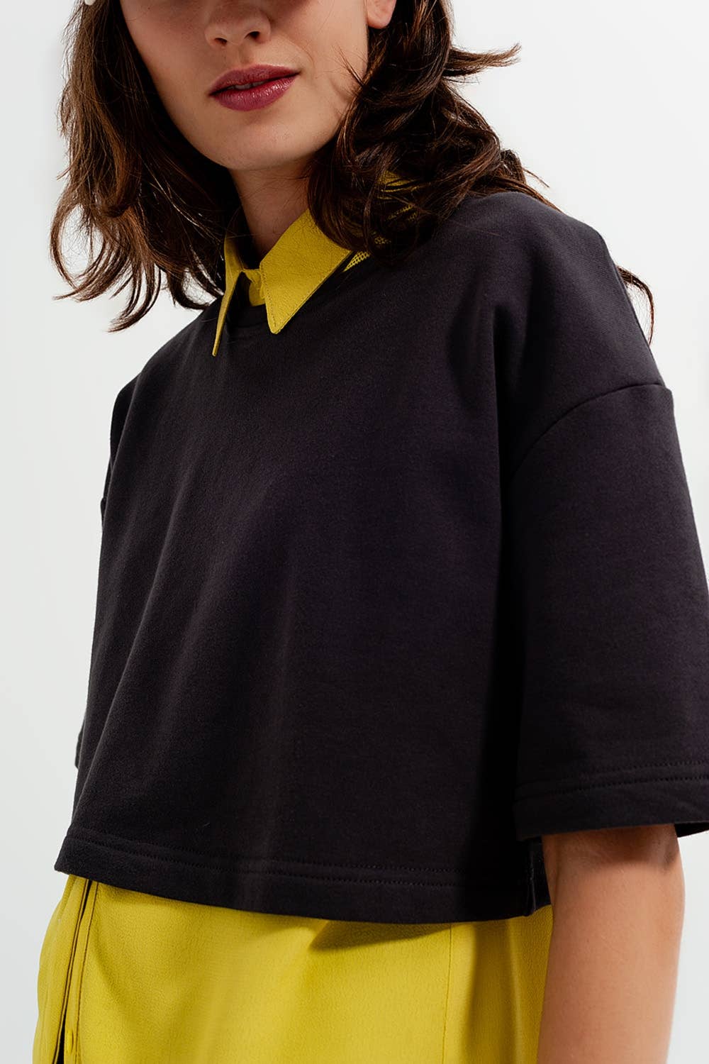 T shirt crop top dark grey for wholesale on Faire6