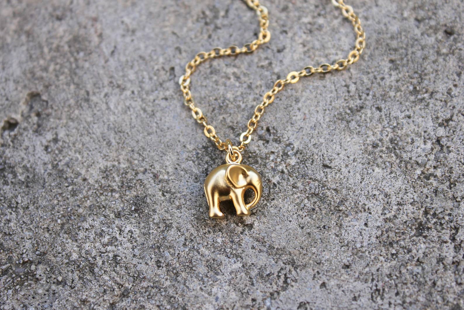 Vintage Acorn - Wholesale Pendant/Charm Necklace - Elephant Necklace1