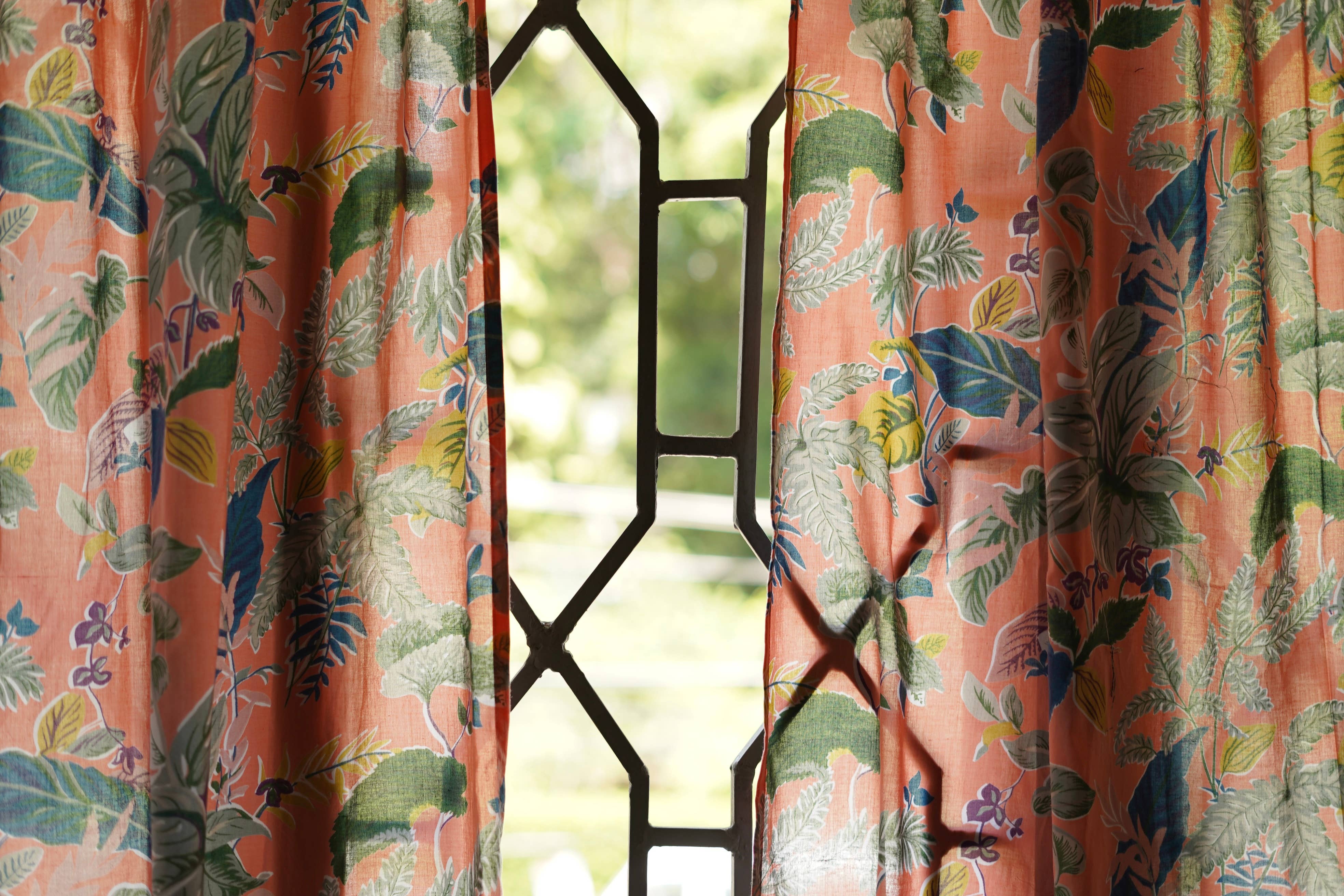 Annahmol - Wholesale Curtain - Vintage Inspired Botanical Sheer Curtains: Assorted Prints1