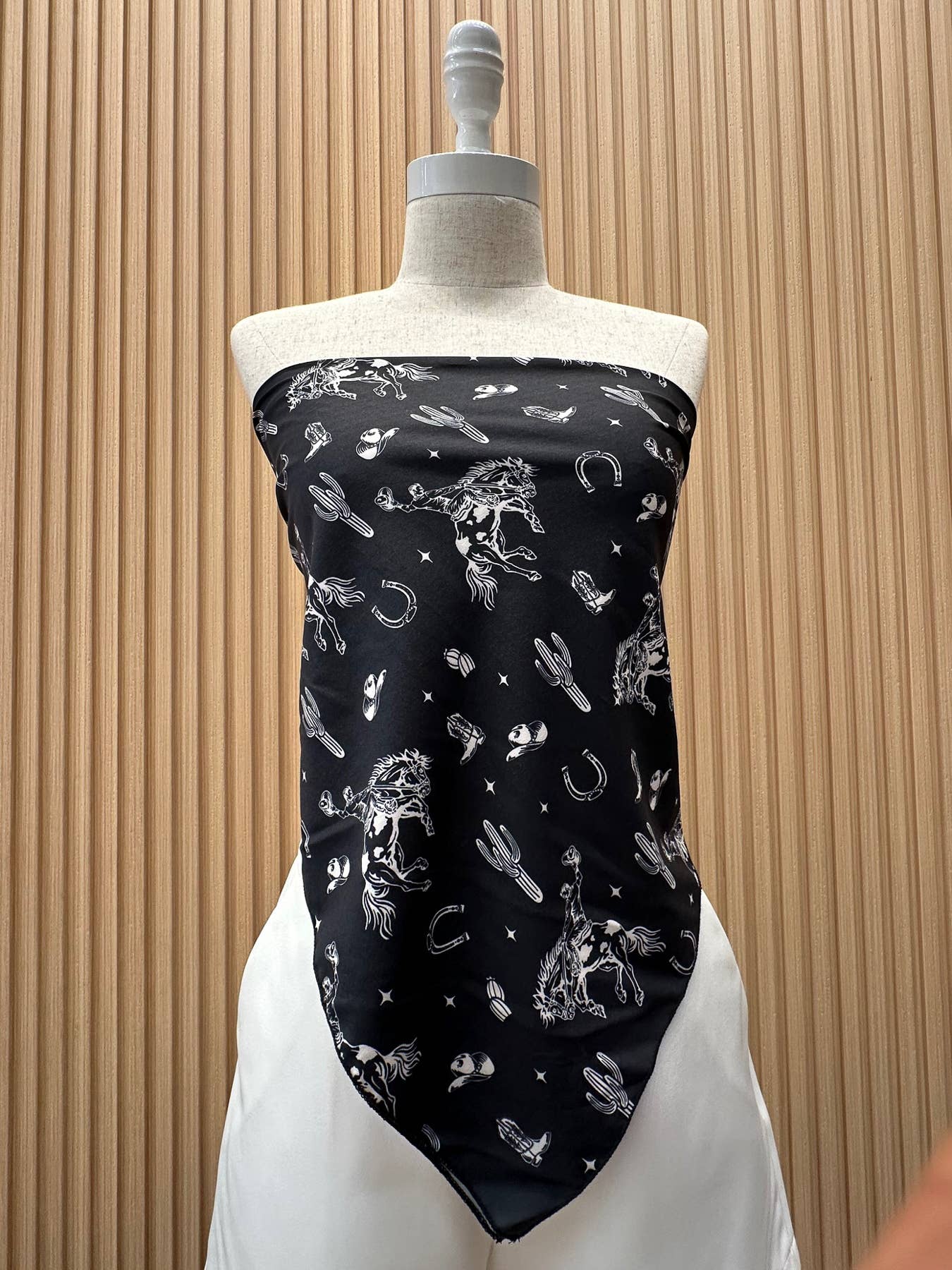 Nylon Apparel – wholesale Scarf – Women's – SC-5816-Western Cowboy Rodeo All Over  Print Scarf3