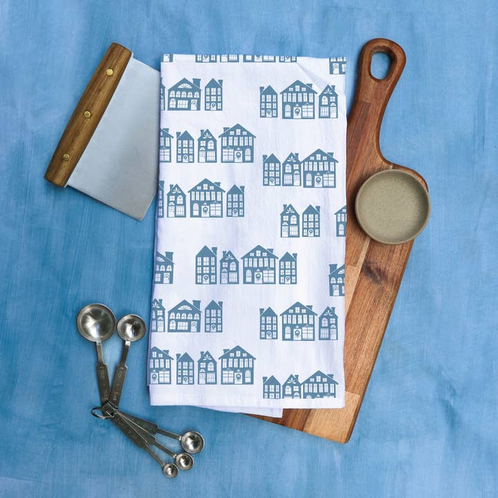 Muse Textiles - Wholesale Tea Towel - Tea Towel in Holiday Houses, Cotton11