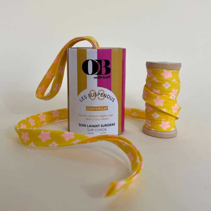 Coup d'Éclat Edición Limitada de Verano Amarillo para venta al por mayor de On Behalf