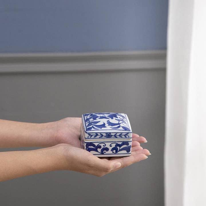 A&B Home Group Inc. - Wholesale Decorative Box - S/3 Leith Blue & White Decorative Boxes - Blue/White1