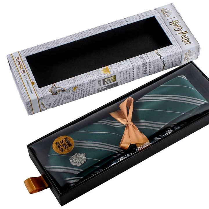 AAA Merchandise Limited – wholesale Slipsklämma - Herr – Harry Potter: Slytherin Slips i presentförpackning