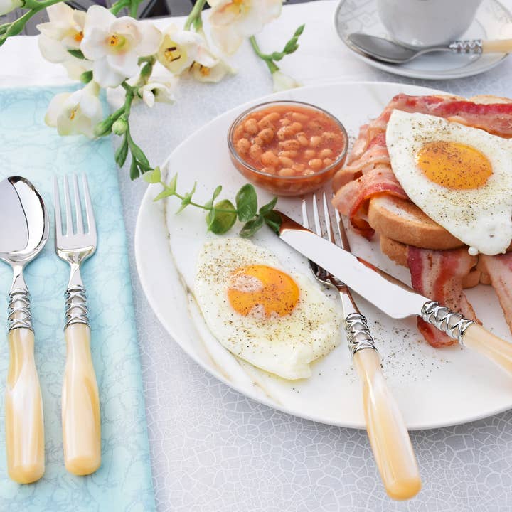 Arianna - 5-delige tafelset parelmoer Pasen voor wholesale door Casa Bugatti