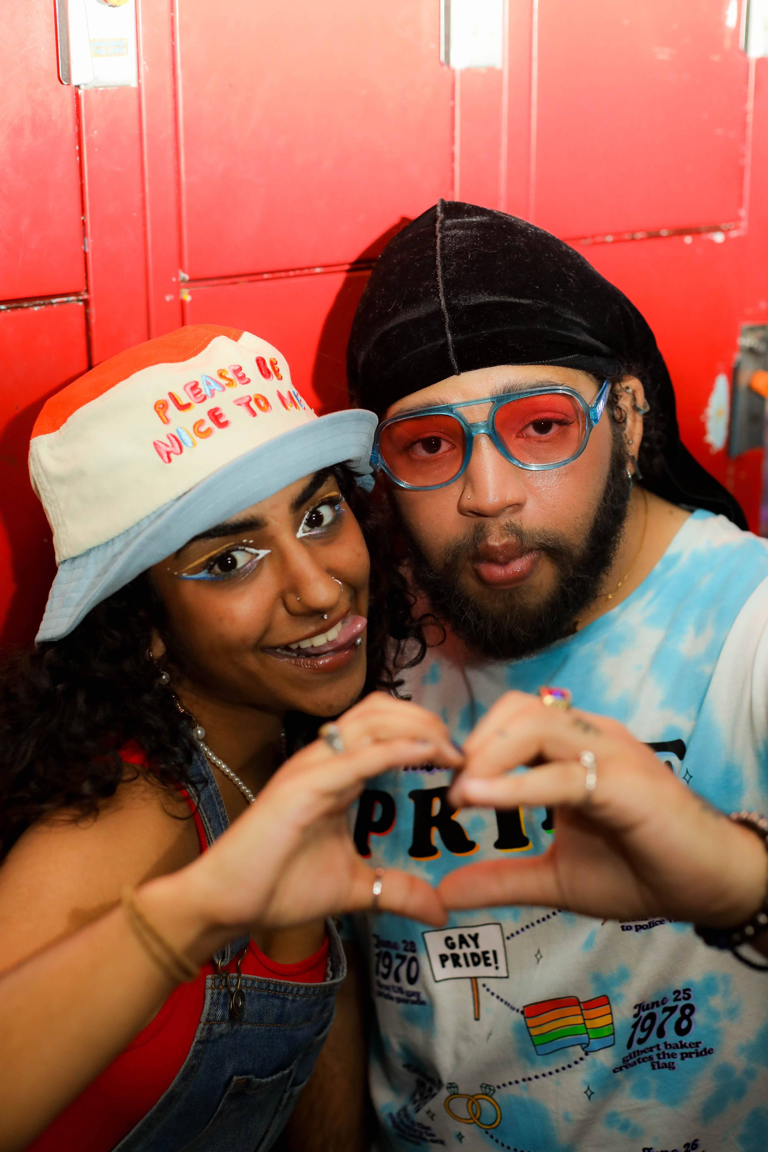 The Peach Fuzz - Wholesale Bucket Hat - Women's - Please Be Nice To Me Color Block Bucket Hat3