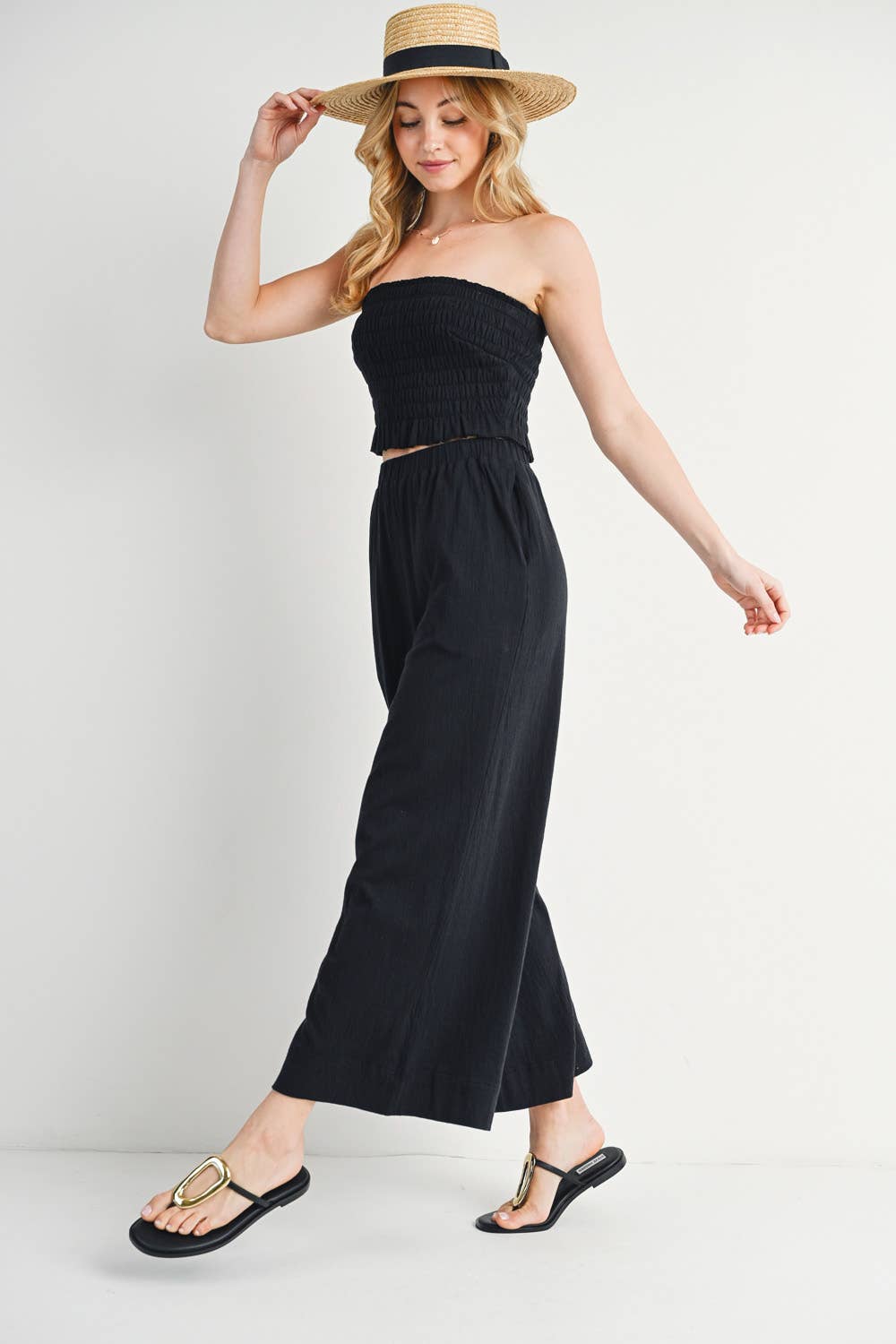 Bluivy – wholesale Top & pants set (NOT Loungewear) – Women's – SMOCKED TUBE TOP & LINEN WIDE LEG PANTS SET20