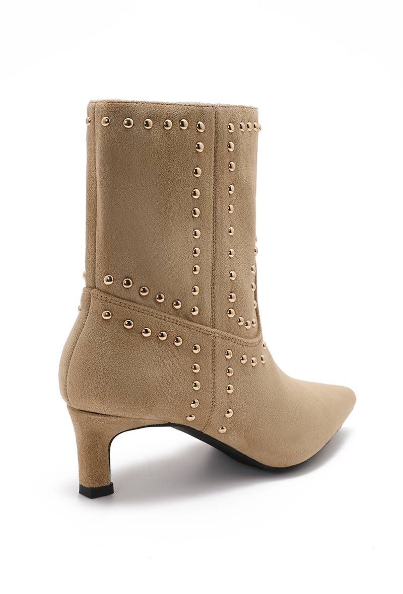 Joia Paris - Wholesale Booties - Women's - Western ankle boots with low heels, studded decoration GZ-3085