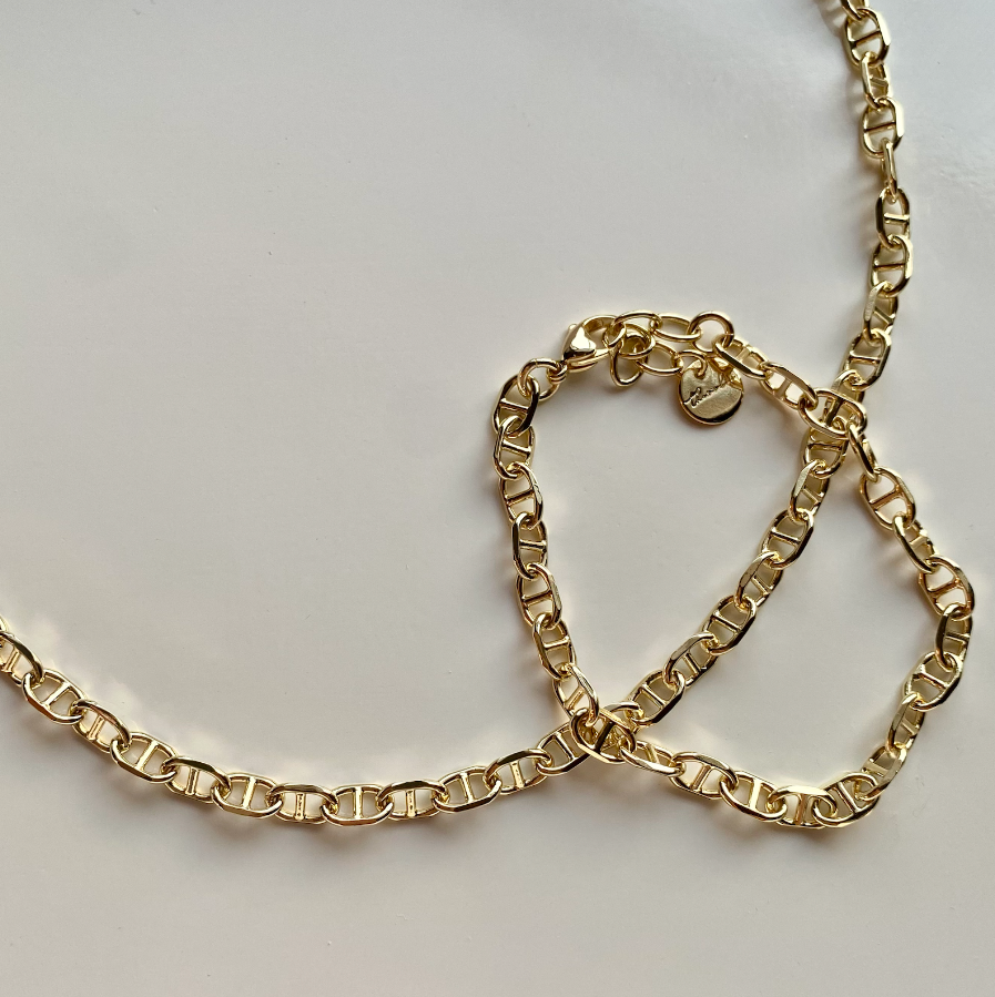 The Sis Kiss - Wholesale Link & Chain Bracelet - Mia Mariner Chain Bracelet3