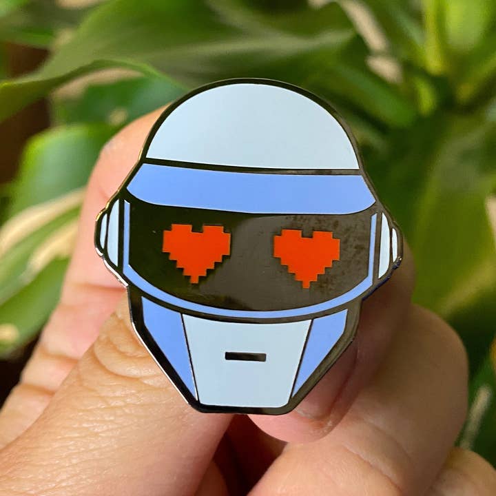 Hype Pins – wholesale Lapel pin/button – Daft Punk (Thomas Helmet) Hard Enamel Pin