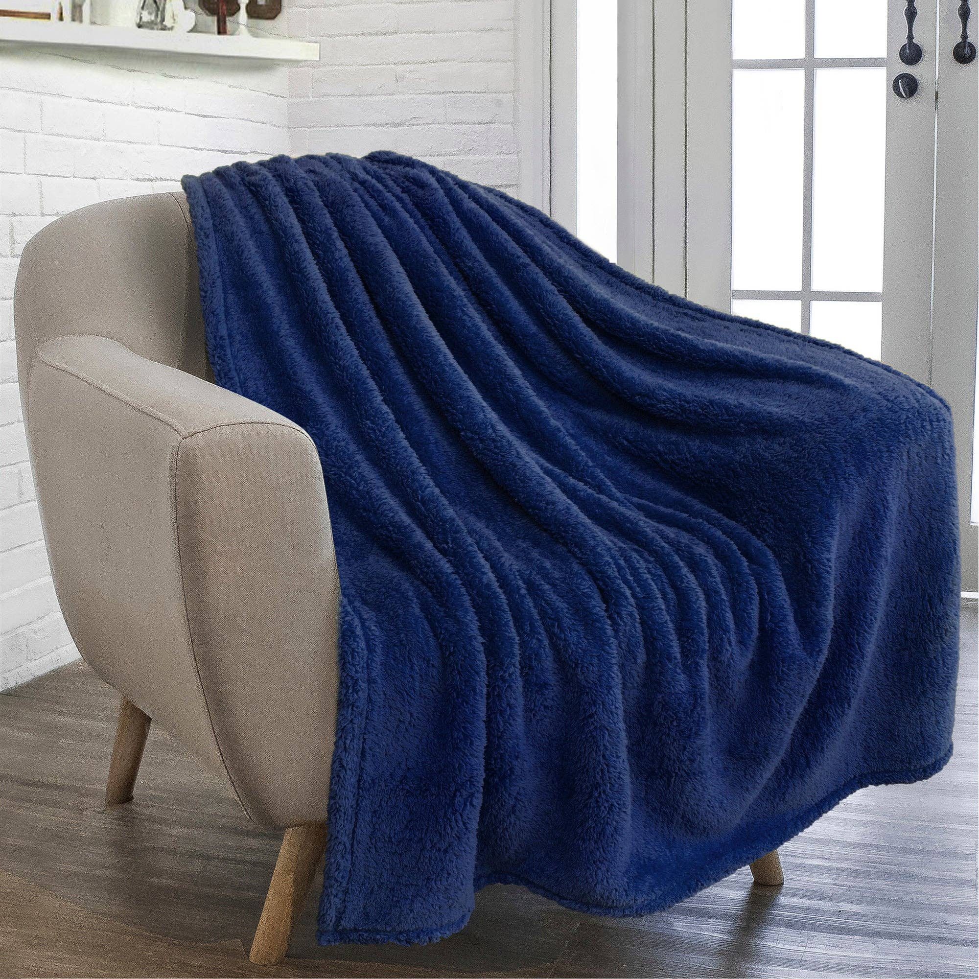 Pavilia - Wholesale Throw Blanket - Plush Shaggy Sherpa Blanket13