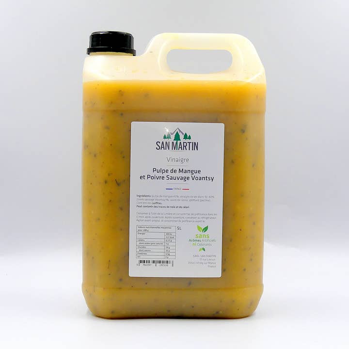 Voantsy Mango Pulp and Wild Pepper Vinegar 5L for wholesale by JEAN DE VELAS