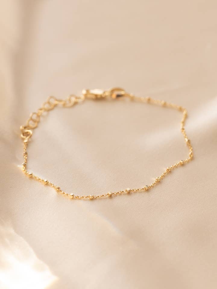 Camilla Bracelet for wholesale by falling for dainty