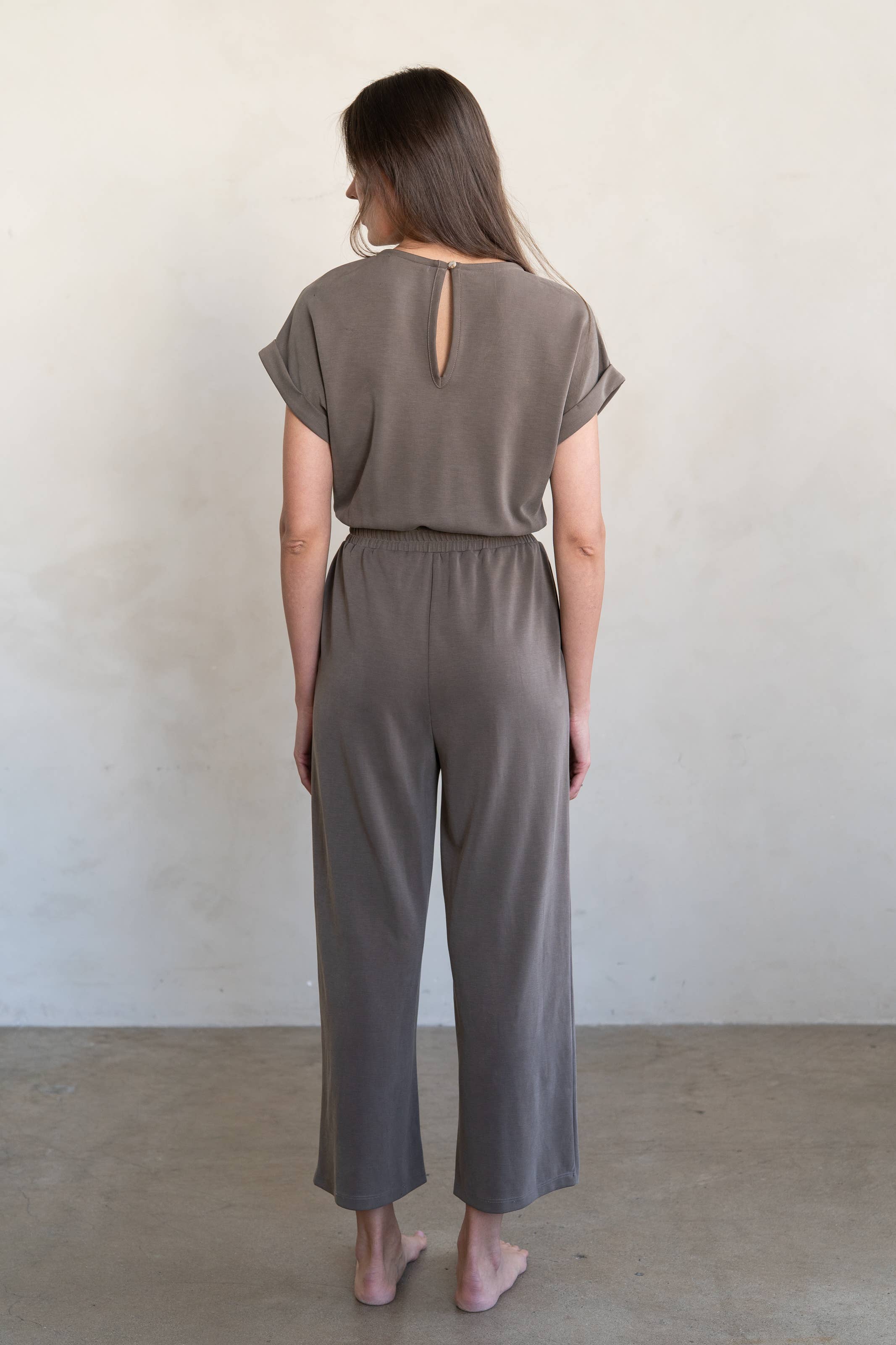 ELLE GREY - Wholesale Jumpsuit - Women's - ULTIMATE SOFT ROLLED SLEEVE JUMPSUIT1