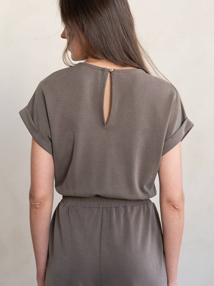 ELLE GREY - Wholesale Jumpsuit - Women's - ULTIMATE SOFT ROLLED SLEEVE JUMPSUIT1