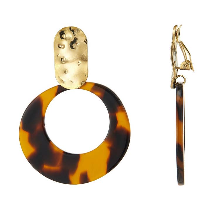 Ulfak Clip-Ohrringe und andere Ergebnisse für dänischer modeschmuck im Großhandel. Kostenlose Rücksendungen und 60-Tage-Zahlungsziel auf Faire im Trend auf Faire.