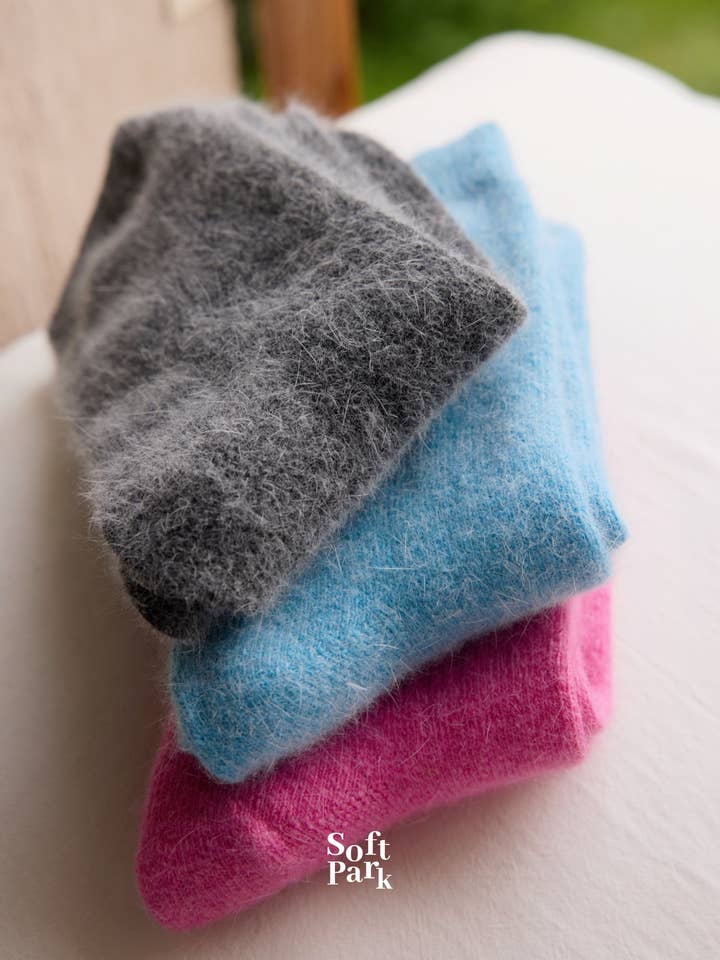 Soft Park - Wholesale Socks - Women's - Super Soft Wool Fuzzy Socks, Cozy Fluffy Warm Winter Socks, 6