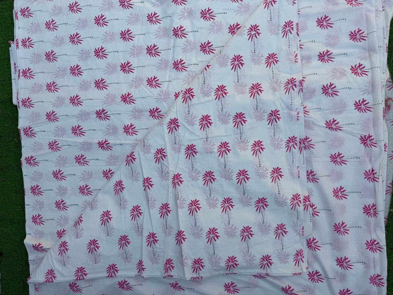 Bhawana Handicrafts - Vendita all'ingrosso Tinte per tessuti - Tessuto per abbigliamento femminile in cotone bianco stampato a blocchi5