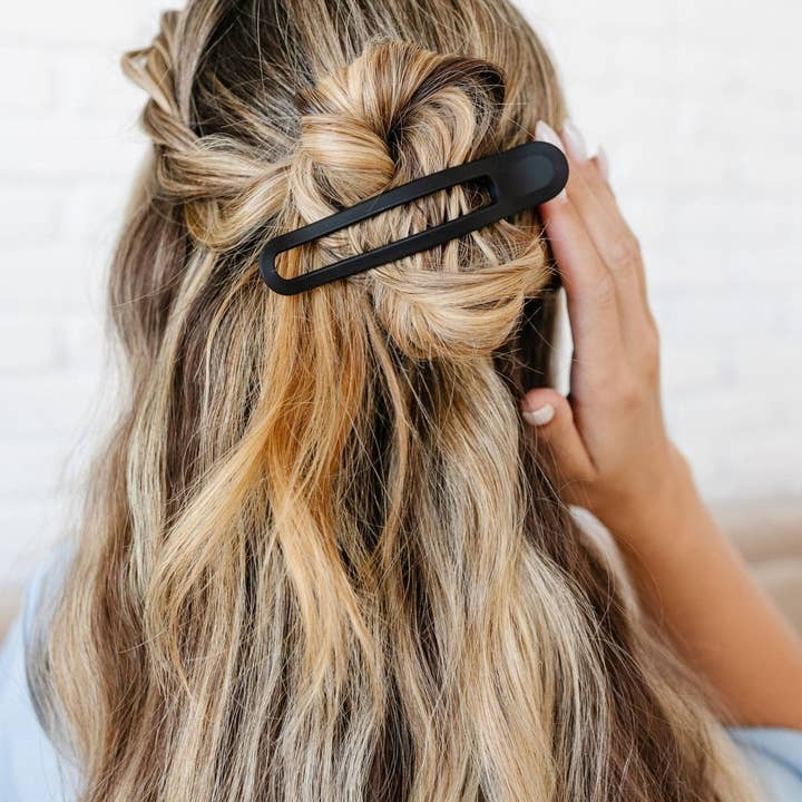 Shop ANDi - Wholesale Hair Clip - Women's - Alligator Claw Clip - Multiple Colors