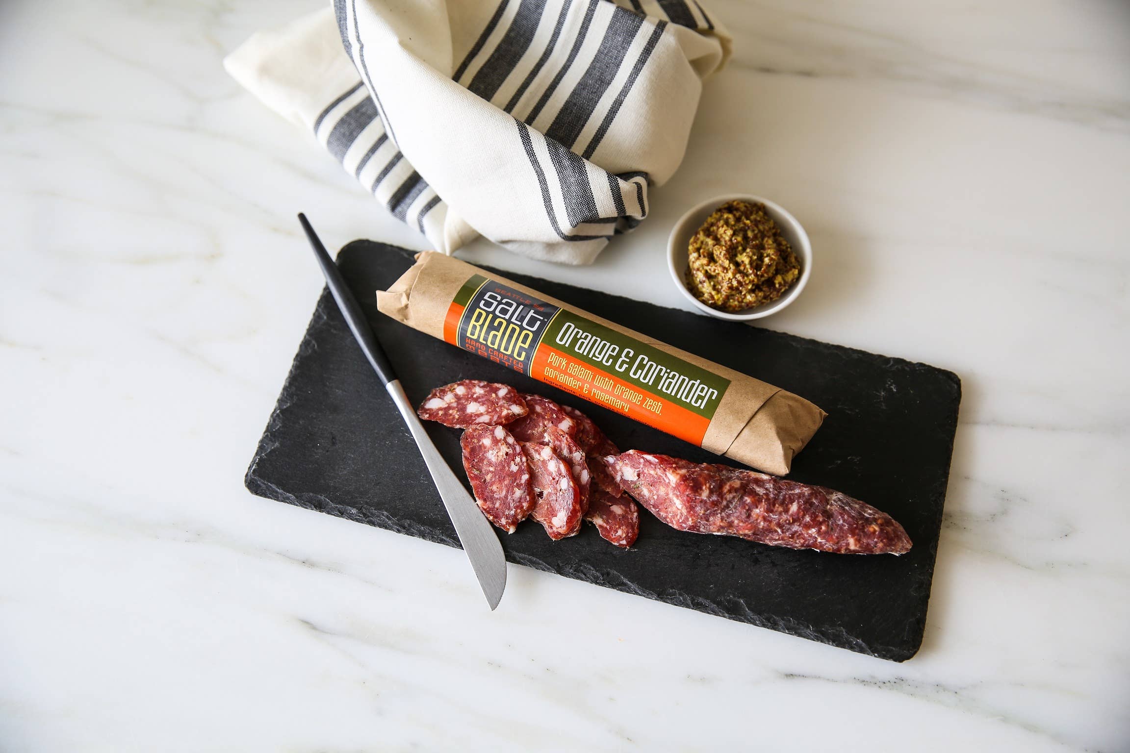 Salt Blade - Vente Salamis - Salami à l'orange et à la coriandre1