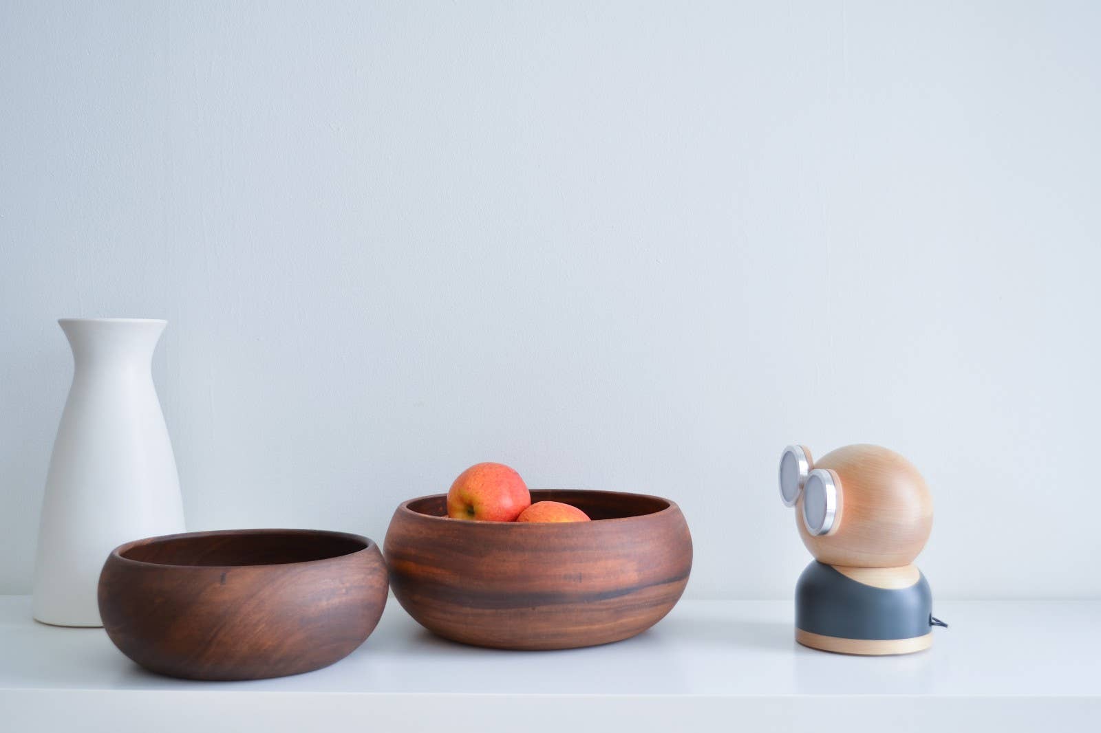 Curiosity Distribution - Vente Lampes d'appoint/de bureau - Lampe Goggle Mr Watt - Lampe de table en bois amusante (bleue)2