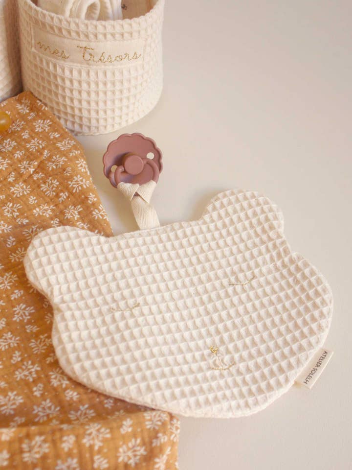 Pacifier clip bear for wholesale by ateliersolelh