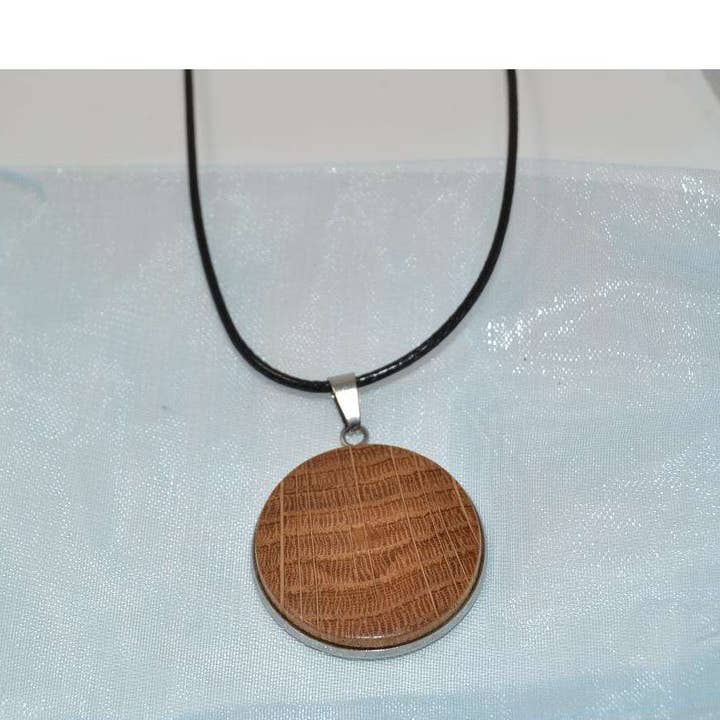 Colar artesanal em madeira de carvalho 3 cm por atacado de Huizbirn