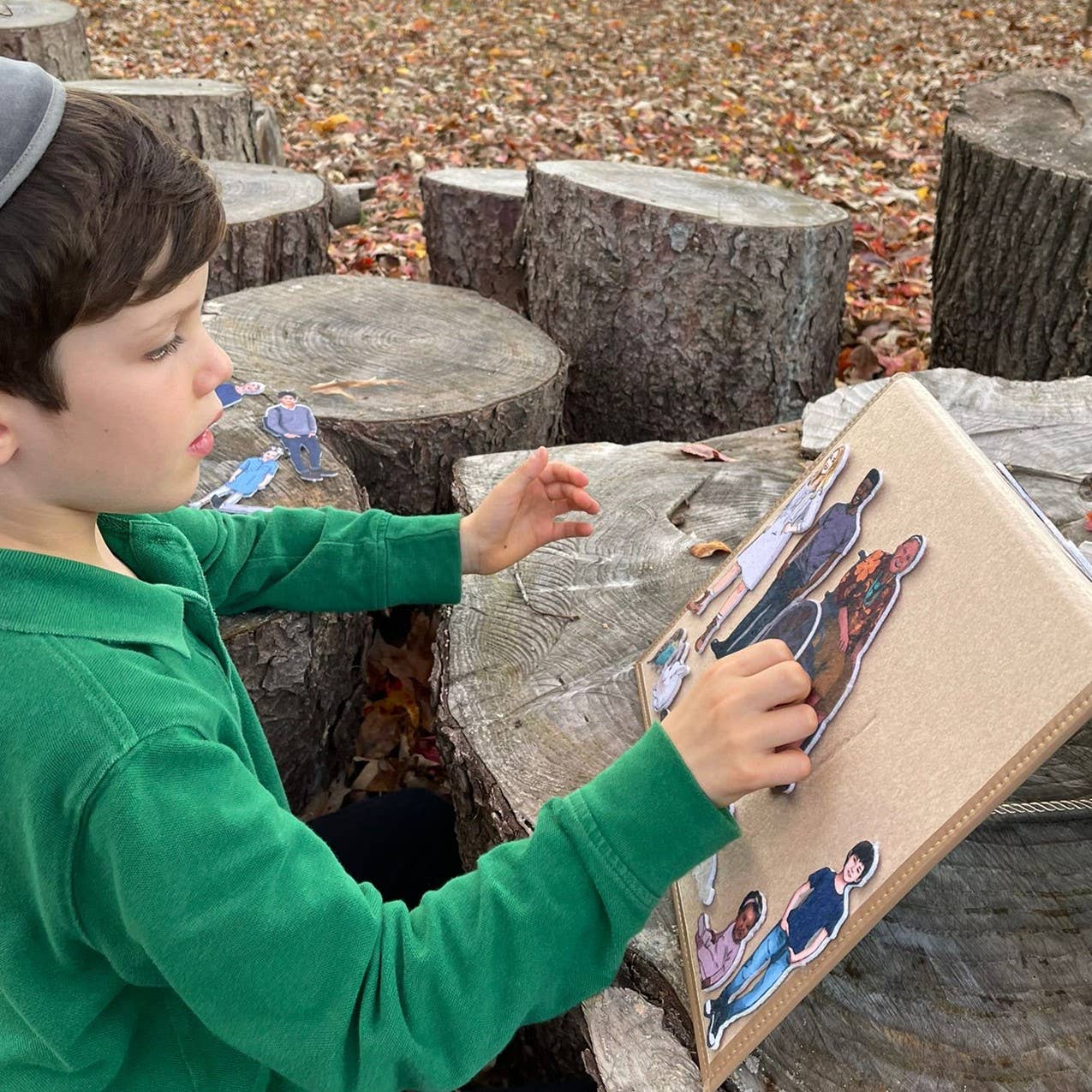 My Felt Story - Wholesale Toy Set - Kids - My Felt Story Multicultural Family Felt Set2