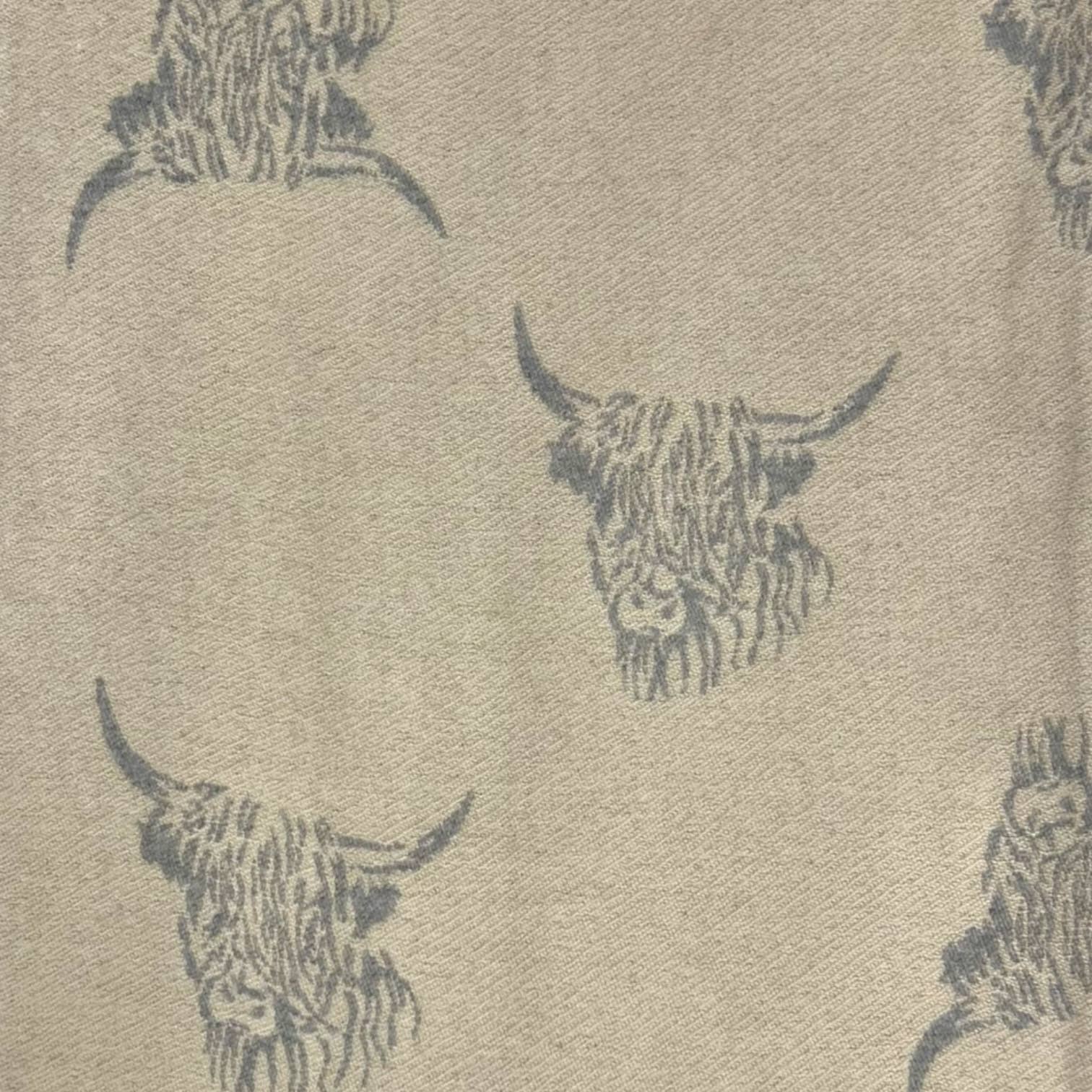 London Scarves - Wholesale Scarf - Women's - Highland cows on cashmere blend scarf finished with tassels21