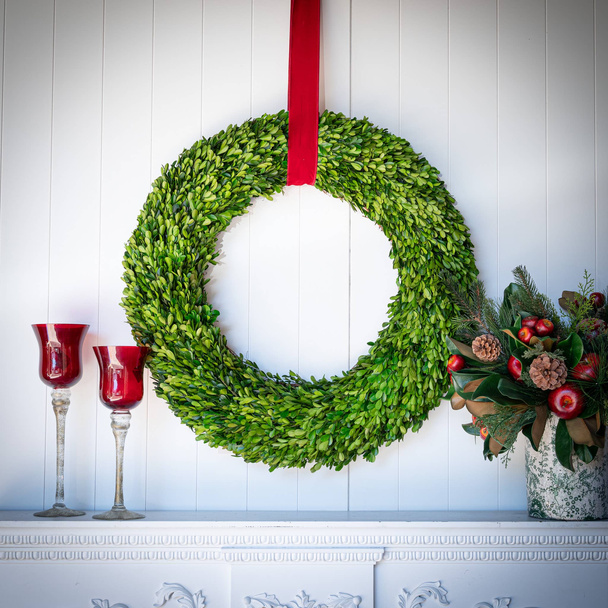 Mills Floral Company – wholesale Wreath – Preserved Boxwood Regal Wreath - 30 Inch1