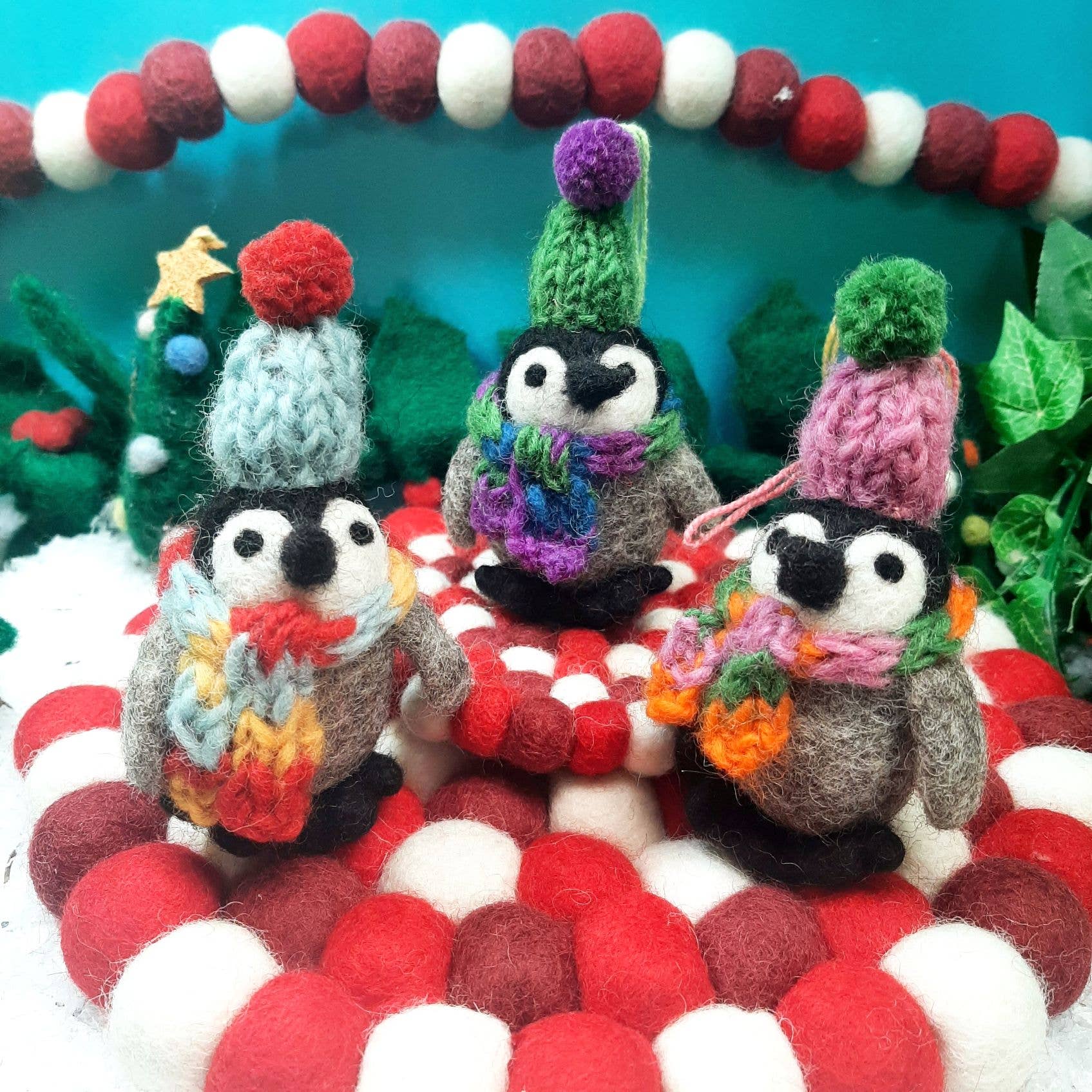 Felt So Good - Wholesale Ornament Set - Handmade Felt Frosty Penguins Hanging Christmas Decorations5