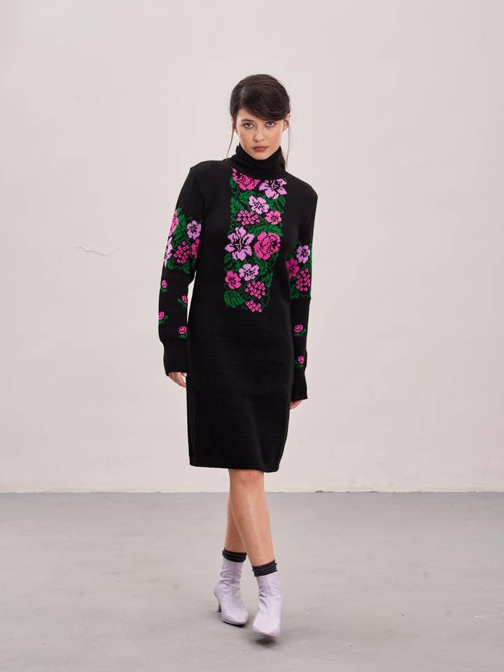 Handmade Originals Ukraine - Wholesale Dress – Women's - Knitted Warm Dress Horobina4