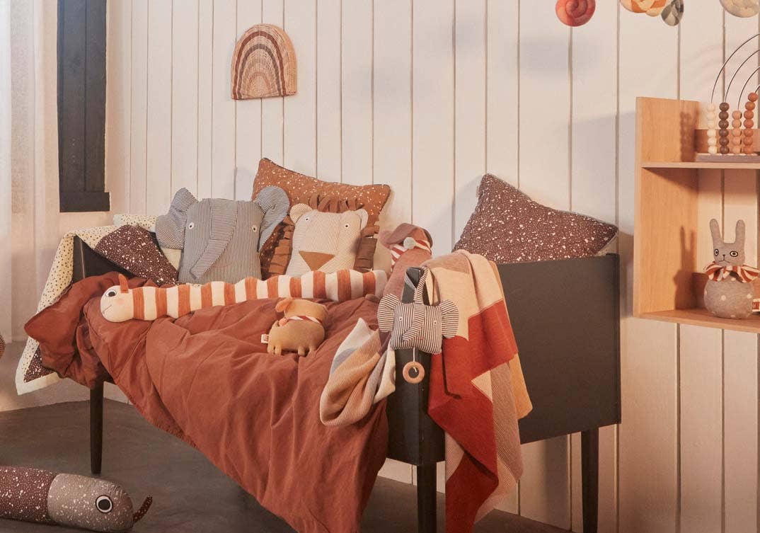 OYOY LIVING DESIGN A/S - Vendita all'ingrosso Giostrina culla - Cellulare musicale Erik Elephant3