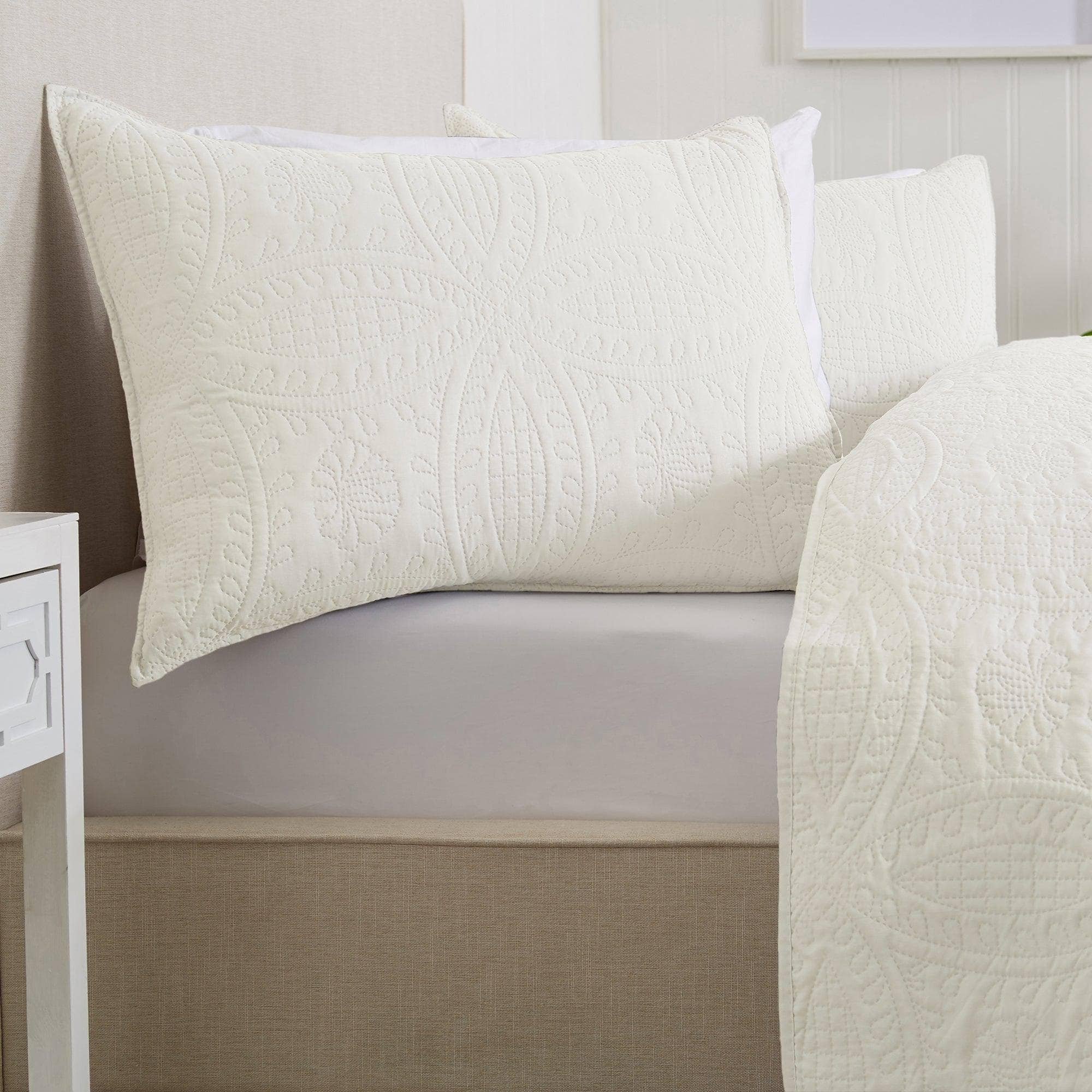 BH Collective - Wholesale Bedding Set - Oversized Quilt & Sham Set - Medallion Stitch - Clara2