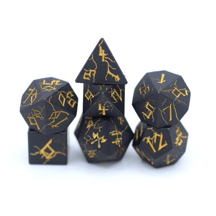 Set de dés Barbarian noir mat avec or pour la vente par Hymgho Premium Dice