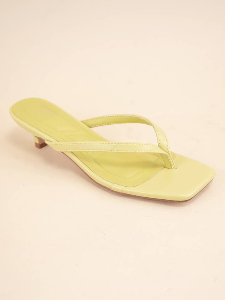 Oliccui - Wholesale Low heels – Women′s - SQUARE TOE THONG STRAP KITTEN HEELS19