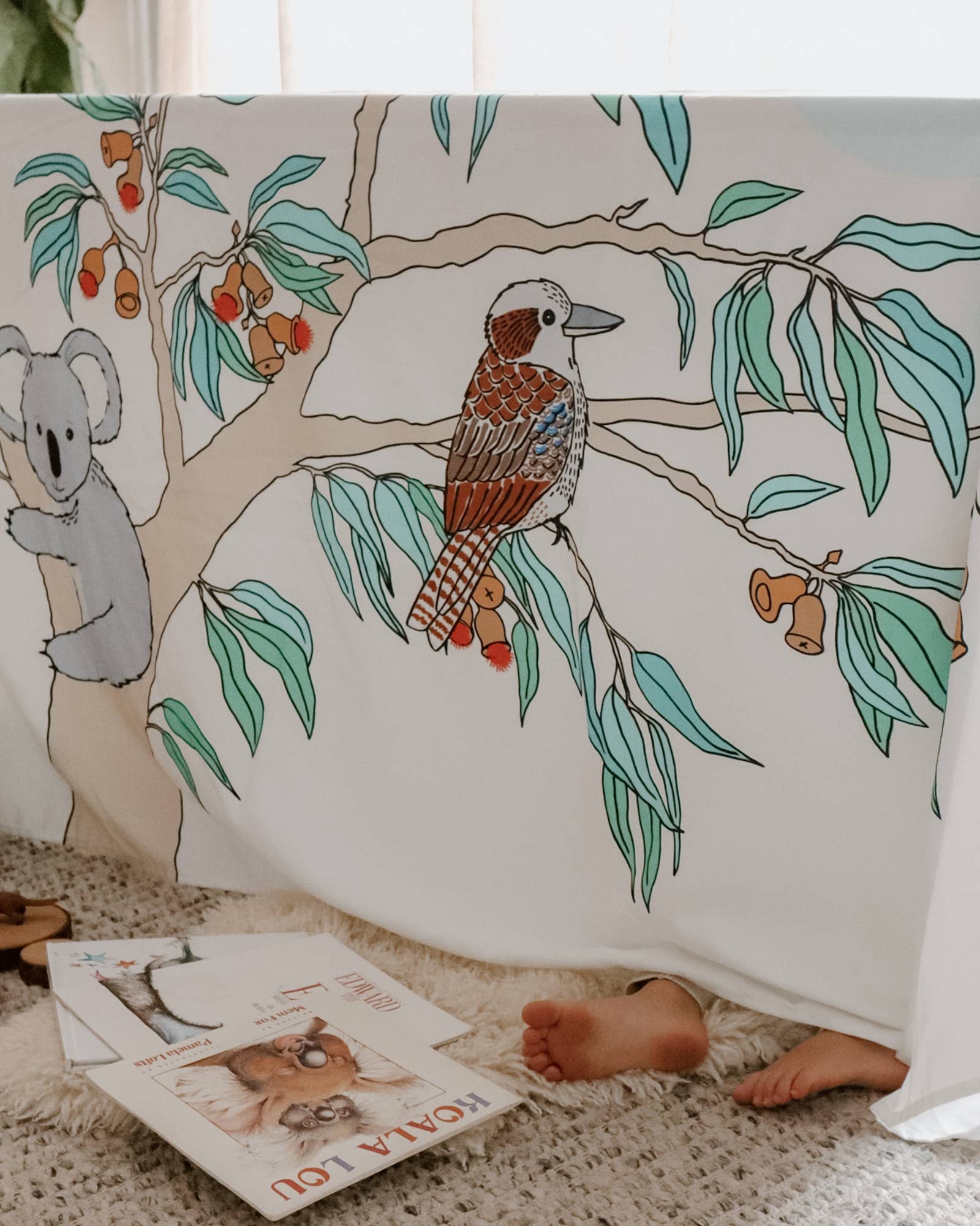 Petite Maison Play - Wholesale Tent - Kids - Australian Bush Animals Table Tent Cubby2